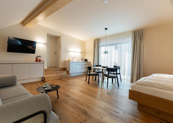 Boutique Gruener Zweig فندق Schlettau